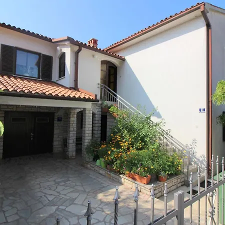 Appartement Radojka Mit Grill In Altstadtnaehe Poreč